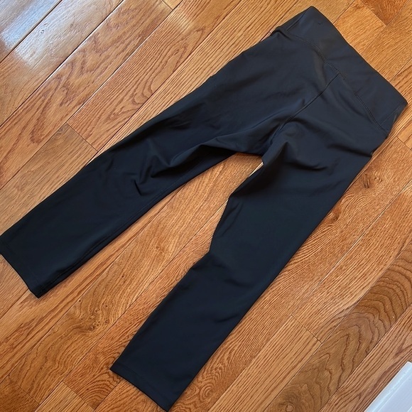NWOT Nike Dri-Fit Power Pocket High Intensity Training Cropped Legging Black - Picture 11 of 15